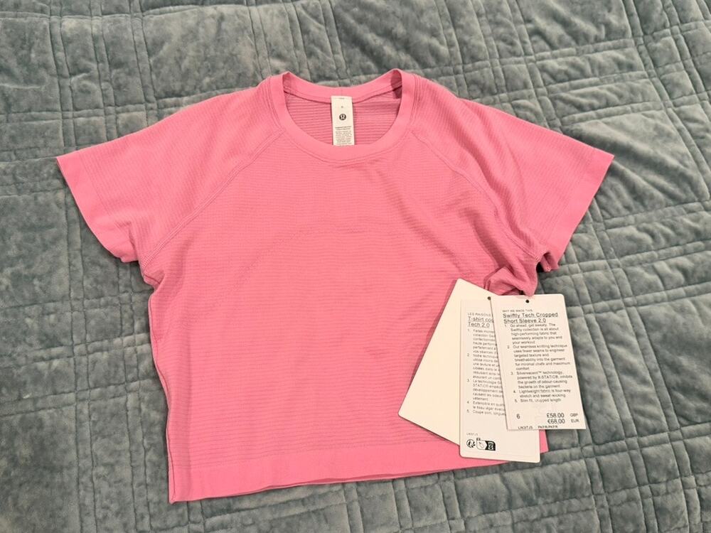 Lululemon BNWT Swiftly Tech Copped Tee 2.0 - Size US 6